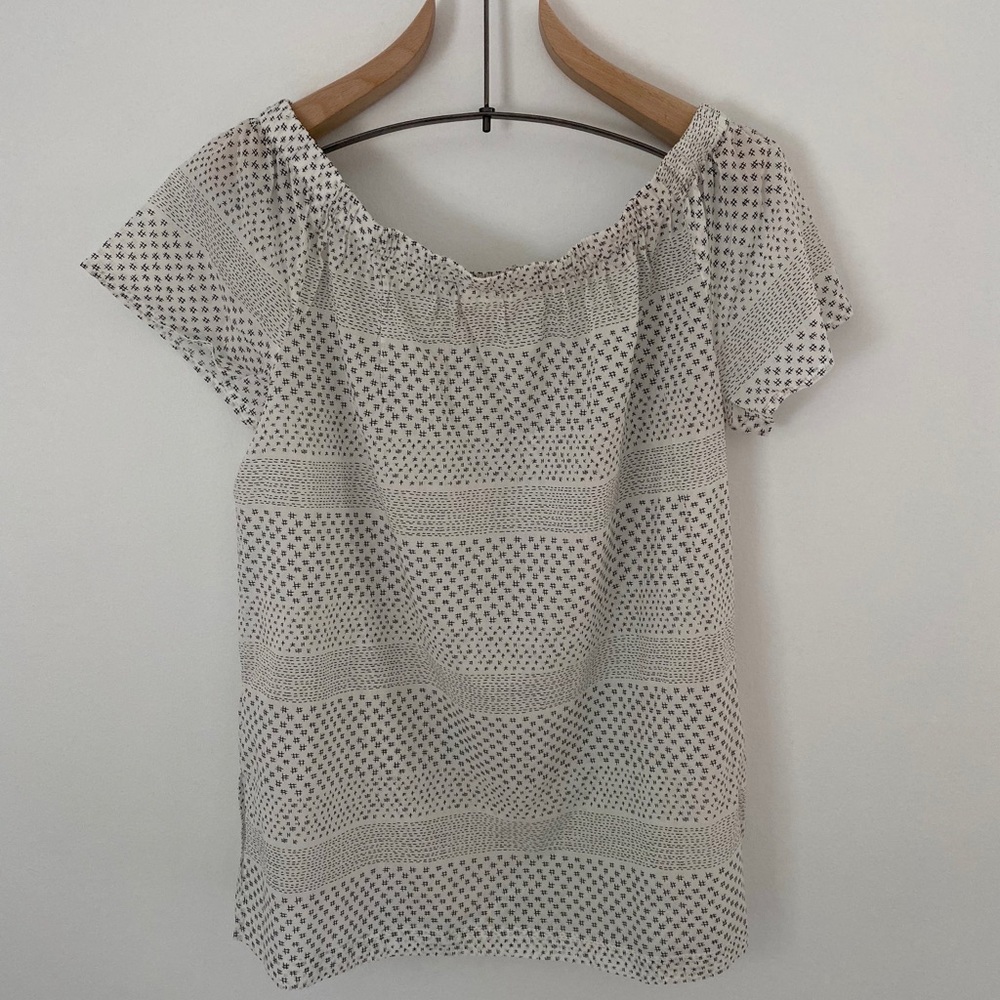Vince Camuto delicate tribal Off shoulder Blouse